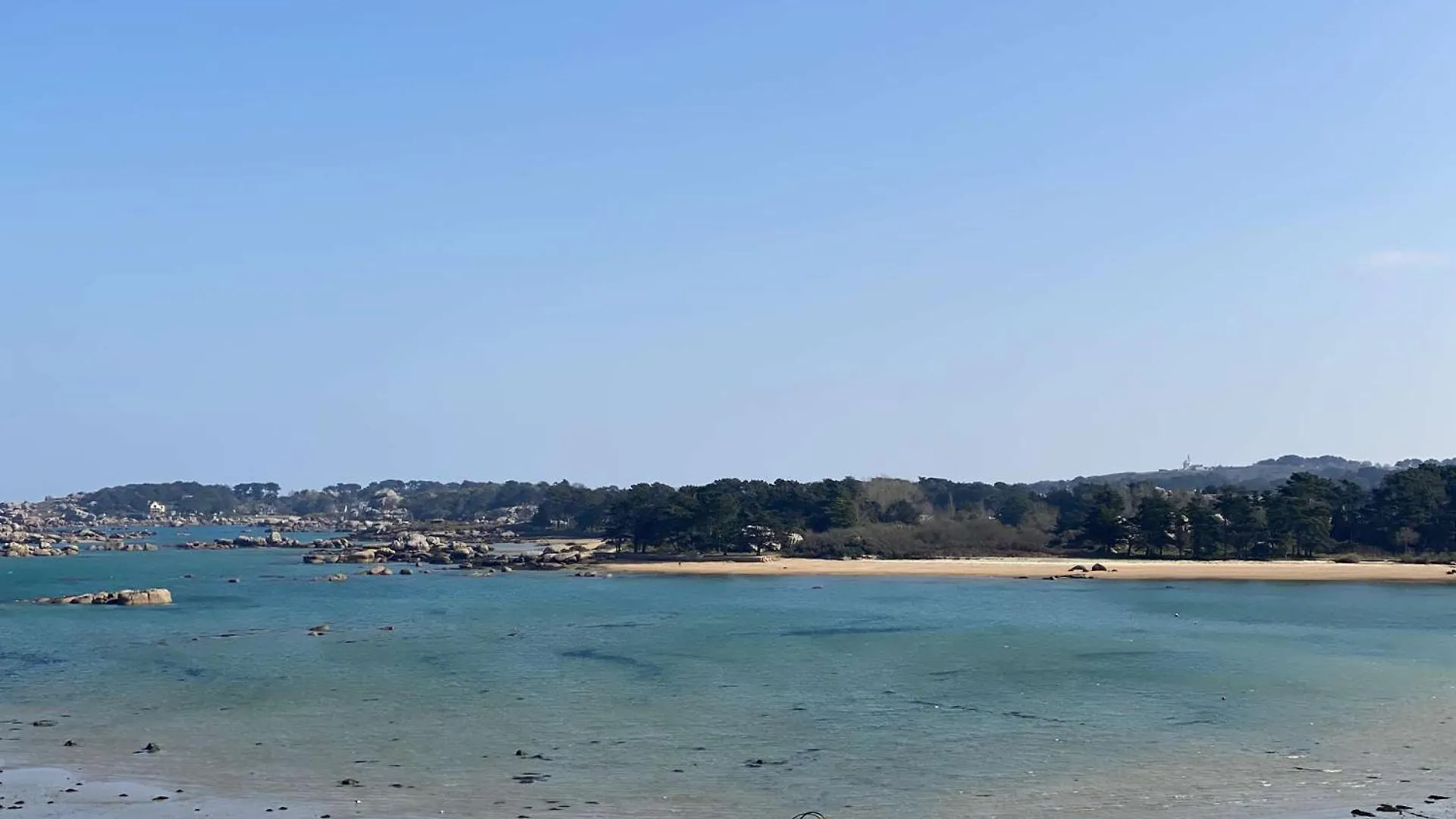 Appartement Superbe Vue Mer Avec Terrasse-Veranda, Wifi, A Tregastel - Ref 90 contacts